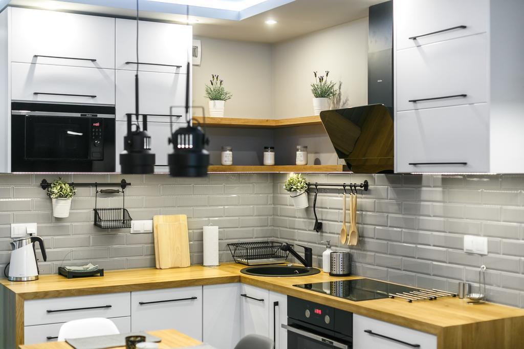Apartament Em Klimatyzacja&Parking Rzeszow Luaran gambar