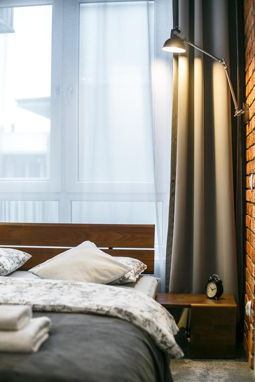Apartament Em Klimatyzacja&Parking Rzeszow Luaran gambar