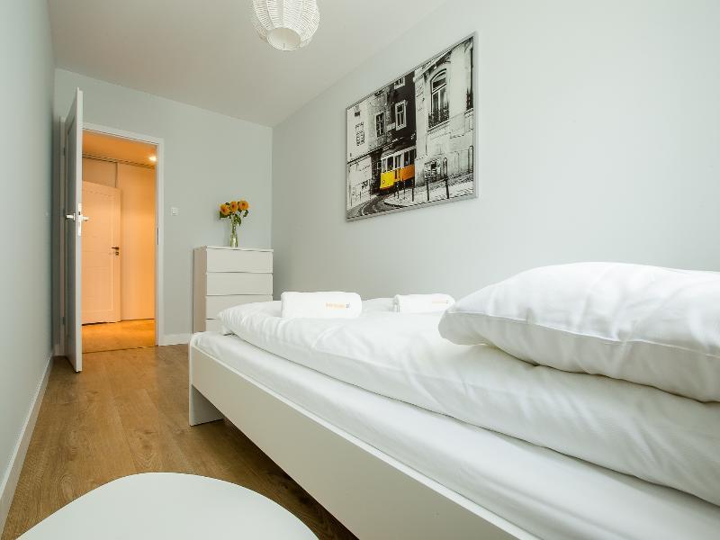 Apartament Em Klimatyzacja&Parking Rzeszow Luaran gambar