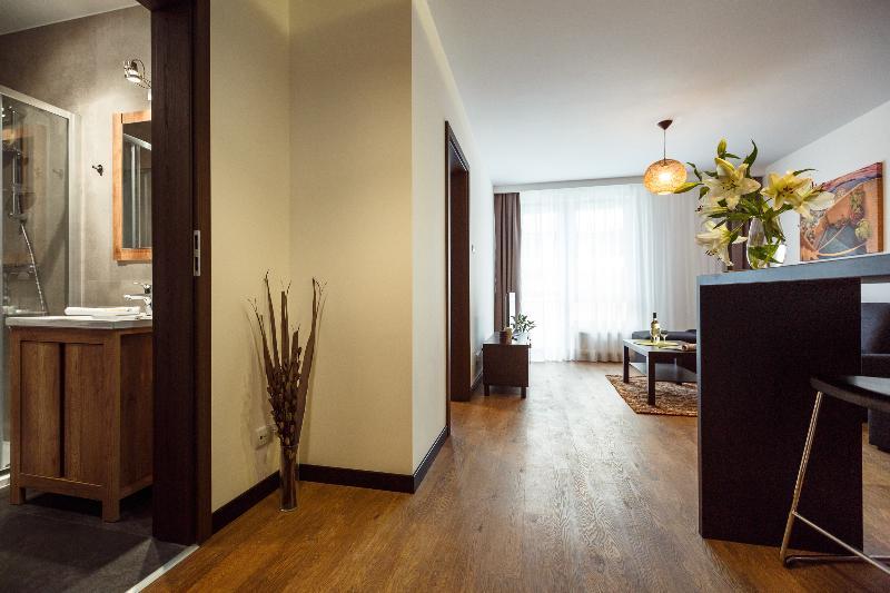 Apartament Em Klimatyzacja&Parking Rzeszow Luaran gambar
